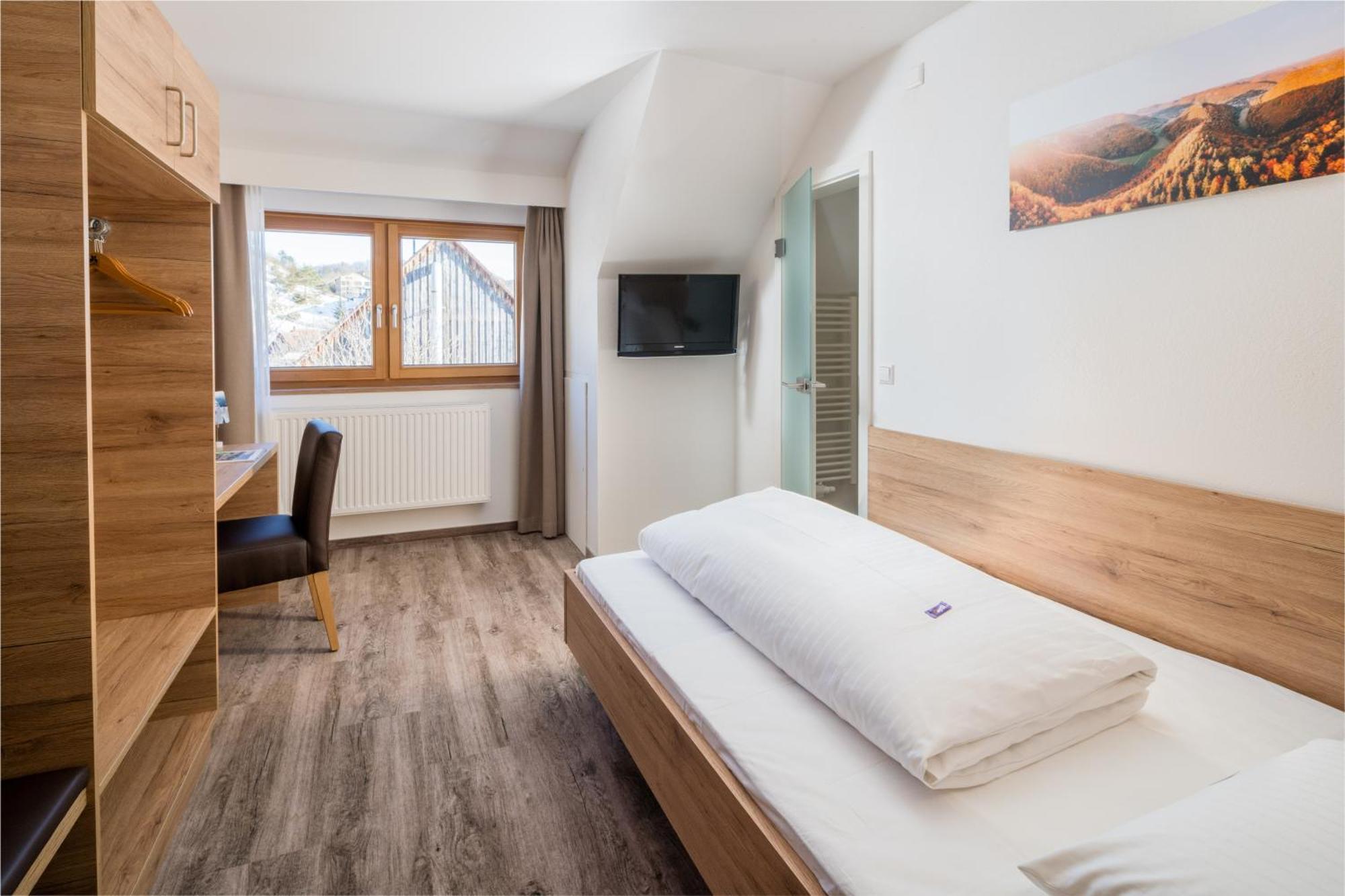 Flair Hotel Gasthof Zum Hirsch Hayingen Экстерьер фото