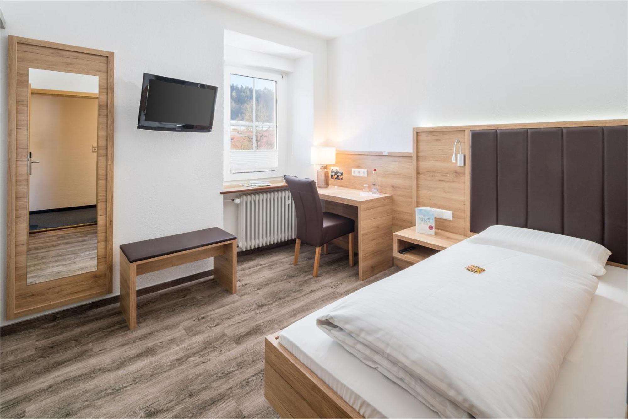 Flair Hotel Gasthof Zum Hirsch Hayingen Экстерьер фото