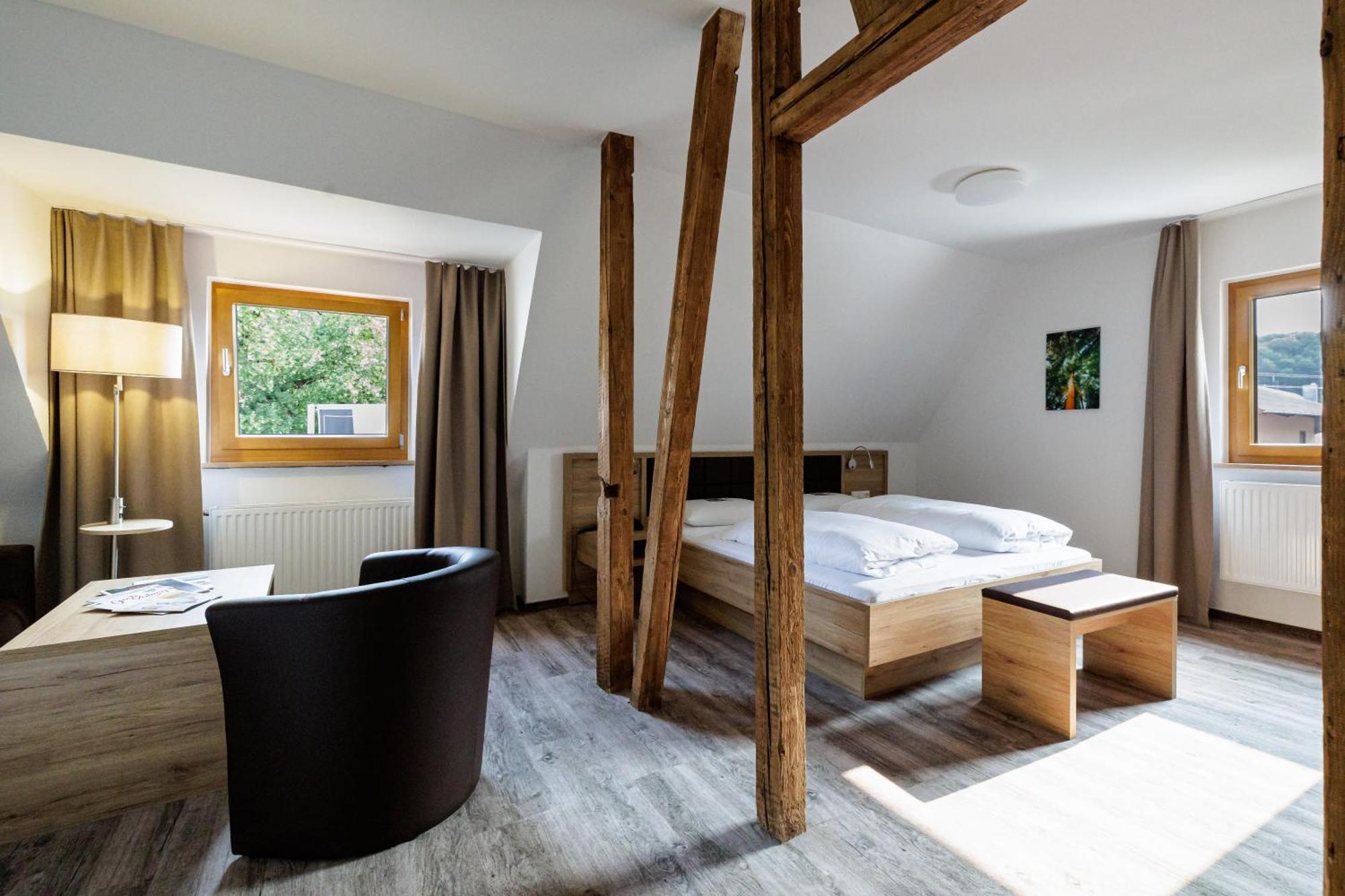 Flair Hotel Gasthof Zum Hirsch Hayingen Экстерьер фото